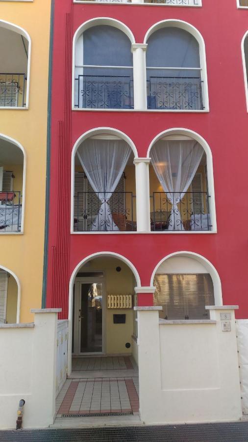 Amare Il Mare Leilighet Porto Recanati Eksteriør bilde